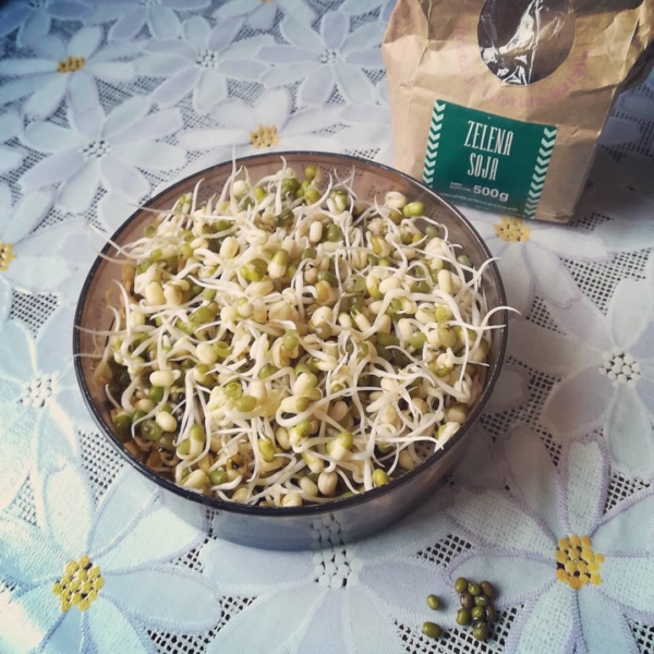 зеленая соя